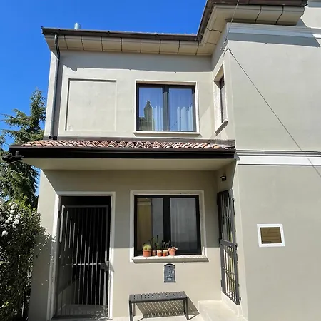 Villa Eleonora Italia *