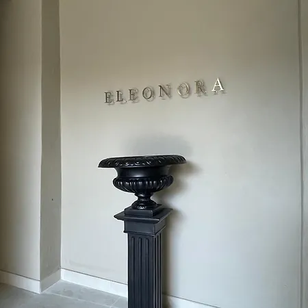 Eleonora Italia * Mornico Losana